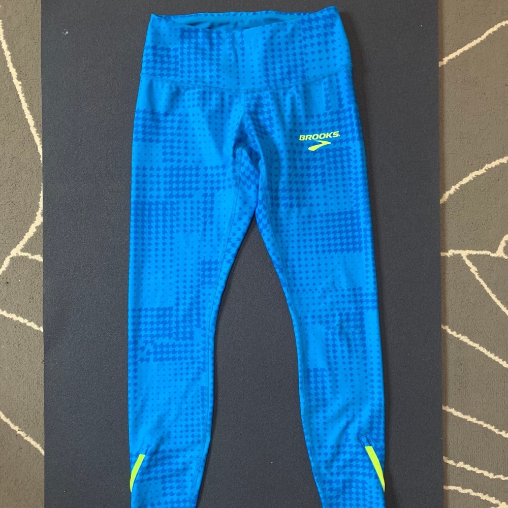 Brooks leggings